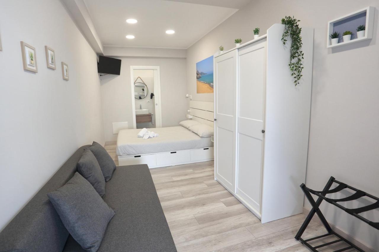 Ag Luxury Rooms Джардини-Наксос Экстерьер фото